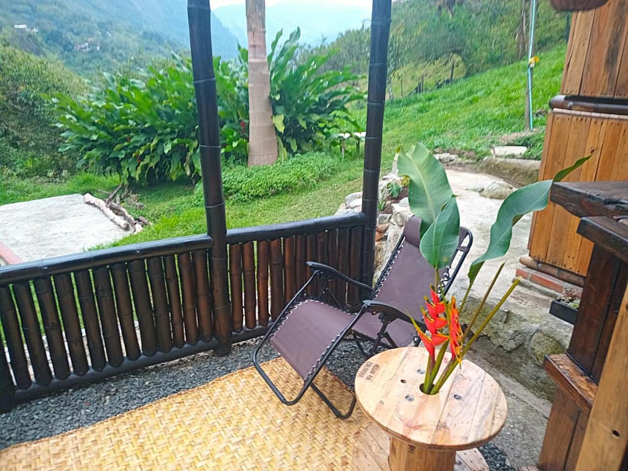 Casa Yantra La Lola Hotell Pance Exteriör bild